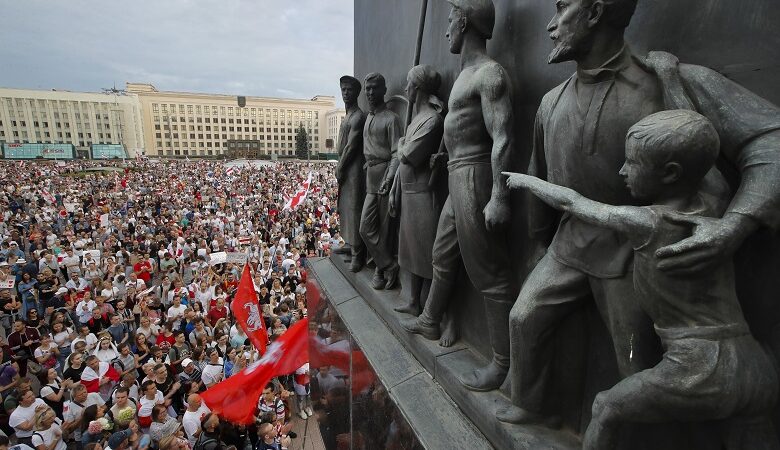 Kρίση στη Λευκορωσία: Ο Λουκασένκο υπόσχεται να «διευθετήσει την κατάσταση»