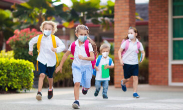Μάσκα και παιδιά: Παρεμβαίνει στην ανάπτυξη των πνευμόνων τους;