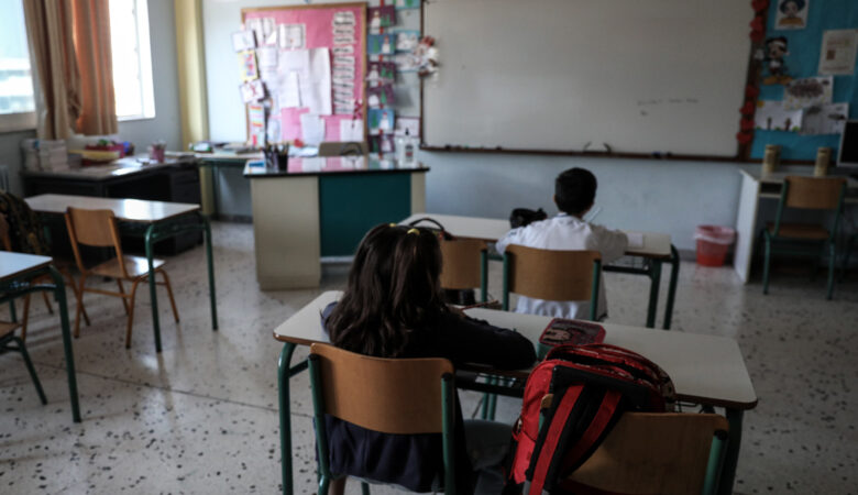 Χαρδαλιάς: Ασφαλές επιδημιολογικά περιβάλλον τα σχολεία