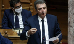Χρυσοχοΐδης στη Βουλή: Εξαιτίας του νόμου Παρασκευόπουλου αυτή τη στιγμή κυκλοφορούν ελεύθεροι 117 σκληροί κακοποιοί