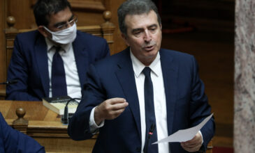 Χρυσοχοΐδης στη Βουλή: Εξαιτίας του νόμου Παρασκευόπουλου αυτή τη στιγμή κυκλοφορούν ελεύθεροι 117 σκληροί κακοποιοί