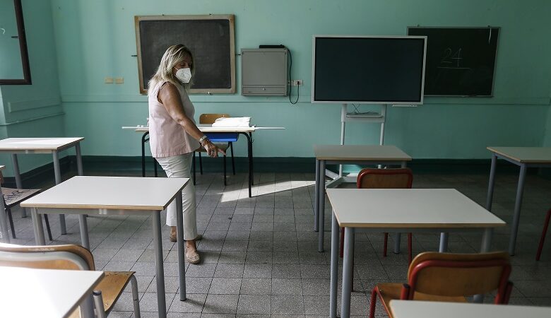 Κορονοϊός: Ανησυχία για την επαναλειτουργία των σχολείων στην Ιταλία