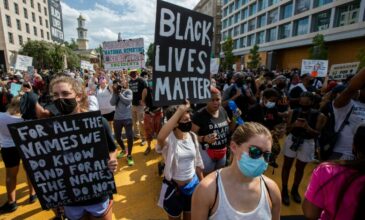 Margate to Minneapolis: Έκθεση με περισσότερα από 100 πανό του κινήματος Black Lives Matter