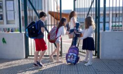 Η απόφαση του δήμου Αθηναίων για το τι θα γίνει με τα σχολεία την Παρασκευή