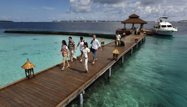 Οι εξωτικές Μαλδίβες θέτουν περιορισμούς εισόδου στους τουρίστες