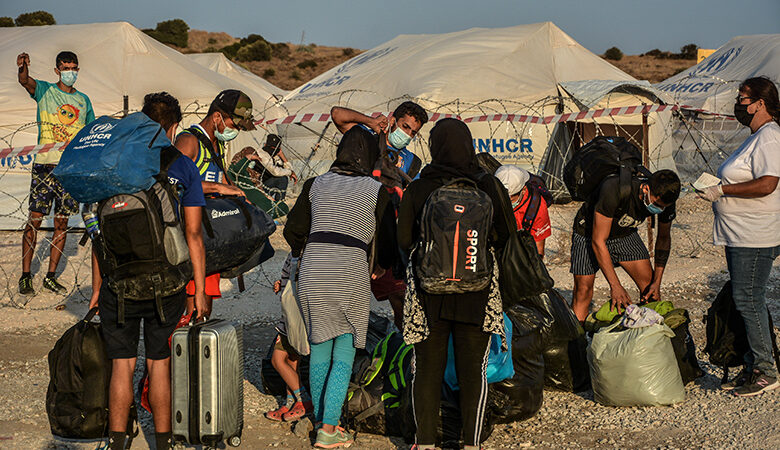 Πιλοτικό πρόγραμμα για διαμονή αναγνωρισμένων προσφύγων από δομές νησιών