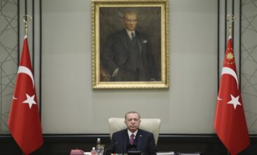 Προκαλεί ξανά ο Ερντογάν: Θα συνεχίσουμε να υπερασπιζόμαστε τη «Γαλάζια Πατρίδα»