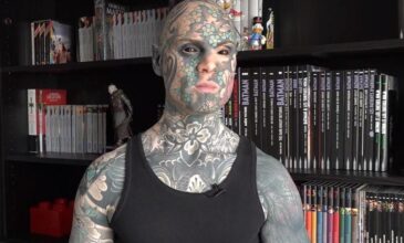 Απαγόρευσαν σε δάσκαλο να διδάσκει σε νηπιαγωγείο λόγω των τρομακτικών τατουάζ του