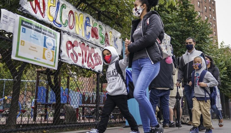 Κορονοϊός: Πρόστιμα σε όσους δεν φορούν μάσκα στη Νέα Υόρκη