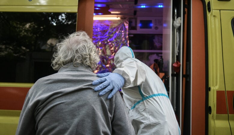 «Συναγερμός» σε γηροκομείο στη Θεσσαλονίκη – Τουλάχιστον 30 κρούσματα κορονοϊού