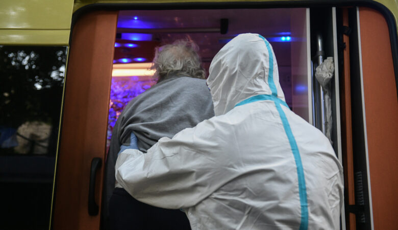 Κορονοϊός: Συναγερμός για κρούσματα σε γηροκομείο στη Γλυφάδα