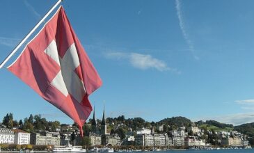 Κορονοϊός: Επιφυλακτική η Ελβετία στην άρση των πατεντών για τα εμβόλια