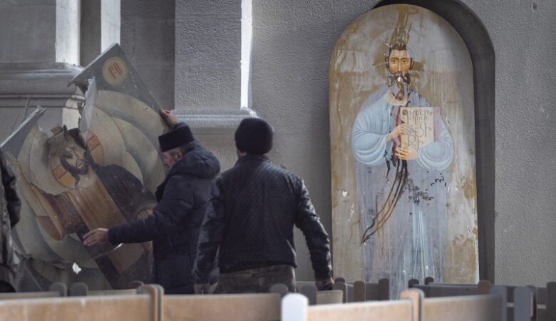 Το Αζερμπαϊτζάν βομβάρδισε αρμενικό καθεδρικό ναό στο Ναγκόρνο Καραμπάχ