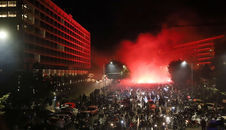 Εξαδάκτυλος: Τα κρούσματα στη Θεσσαλονίκη αυξήθηκαν από τη συγκέντρωση των οπαδών του ΠΑΟΚ