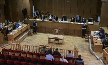Δίκη Χρυσής Αυγής: Η ώρα των δικαστών – Εν αναμονή της απόφασης για τις αναστολές των ποινών