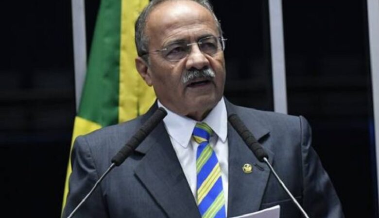 Βραζιλιάνος γερουσιαστής πιάστηκε να κρύβει χρήματα στα… οπίσθιά του