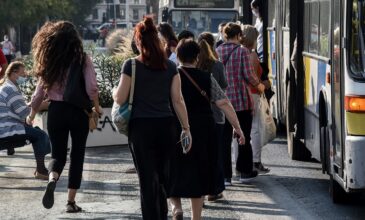 Κορονοϊός: Διχασμένοι οι Έλληνες για την επιβολή ενός καθολικού lockdown