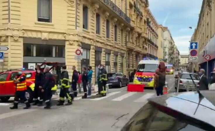 Σοκ στη Γαλλία: Γυναίκα αποκεφαλίστηκε κατά την επίθεση με μαχαίρι στη Νίκαια