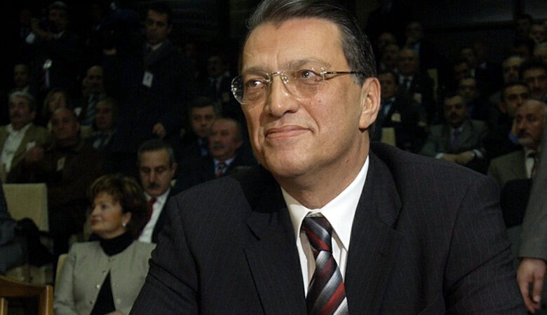 Πέθανε ο πρώην πρωθυπουργός της Τουρκίας, Μεσούτ Γιλμάζ