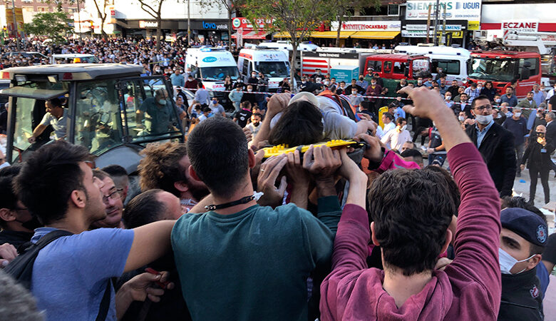 Τραγωδία στην Τουρκία: Συλλυπητήρια Μητσοτάκη σε Ερντογάν για τους νεκρούς από τον σεισμό