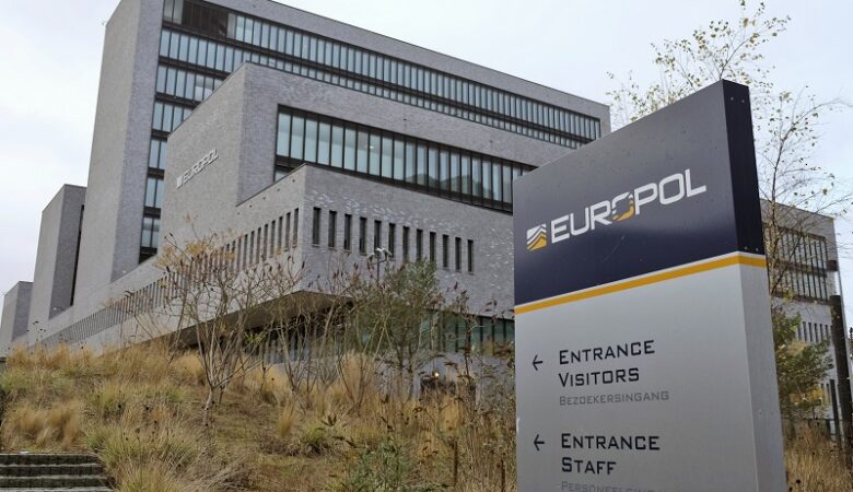 Έρευνες της Europol και στην Ελλάδα για την καταστολή της ρητορικής μίσους