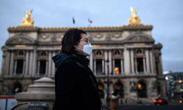 Κορονοϊός: «Kαλπάζει» ο ιός στη Γαλλία- Πάνω από 58.000 νέα κρούσματα