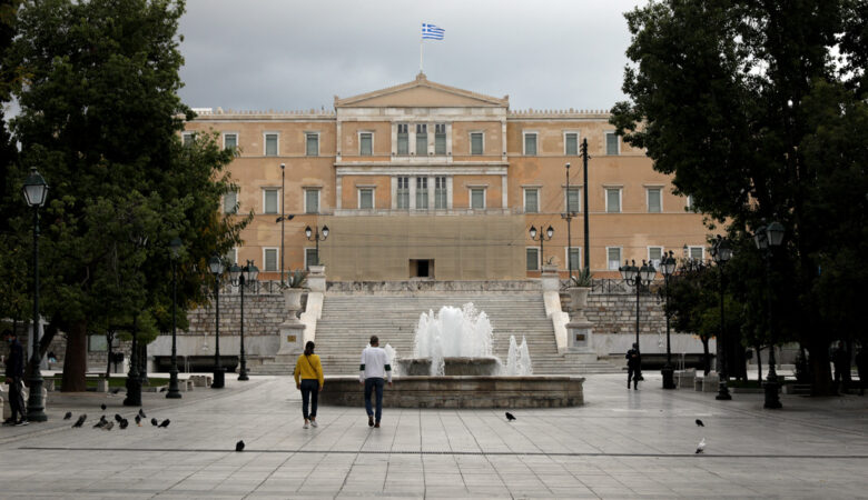Κομισιόν: Ανάπτυξη 3,5% το 2021 και 5% το 2022 για την Ελλάδα