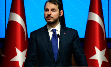Παραιτήθηκε ο υπουργός Οικονομικών και γαμπρός του Ερντογάν