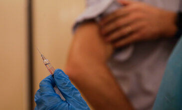 Κορονοϊός: «Δύο ή τρία εμβόλια διαθέσιμα έως τις αρχές του 2021»