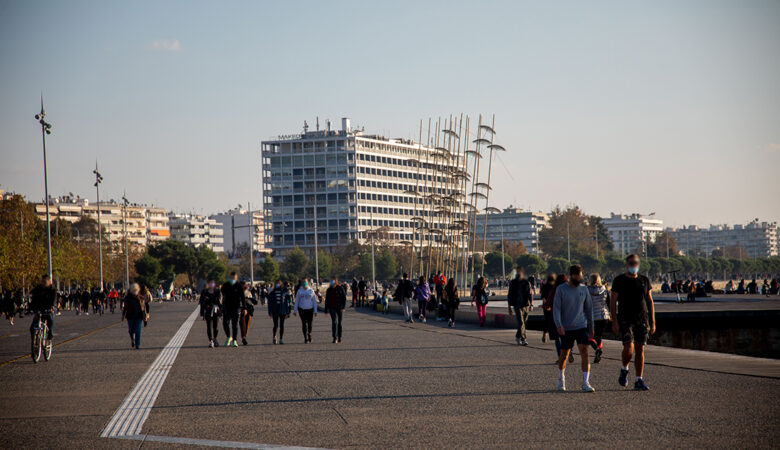 Κορονοϊός: Σε Θεσσαλονίκη και Αττική τα μισά από τα 2.752 νέα κρούσματα