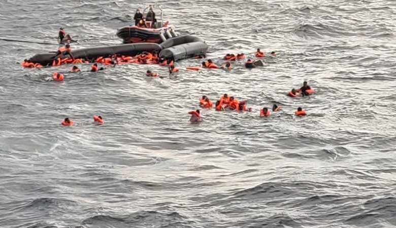 Το πλοίο Ocean Viking διέσωσε 44 μετανάστες στη Μεσόγειο