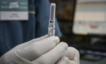 Δημοσκόπηση ΣΚΑΪ: Τι λένε οι πολίτες για το εμβόλιο του κορονοϊού-Πότε και σε τι ποσοστό θα το κάνουν