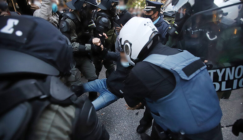 Συλλήψεις, προσαγωγές και 94 πρόστιμα στη Θεσσαλονίκη