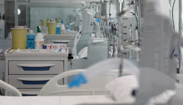 Εξαδάκτυλος: Αν συνεχιστεί η πίεση στο ΕΣΥ, θα πεθαίνουν ασθενείς με απλά νοσήματα