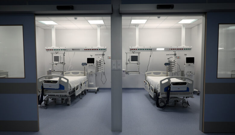 Κορονοϊός: Μεγάλη η πίεση στα νοσοκομεία