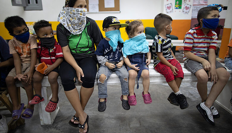 Κορονοϊός: Ήπια συμπτώματα τα παιδιά- Μόνο το 7% νοσεί πιο σοβαρά