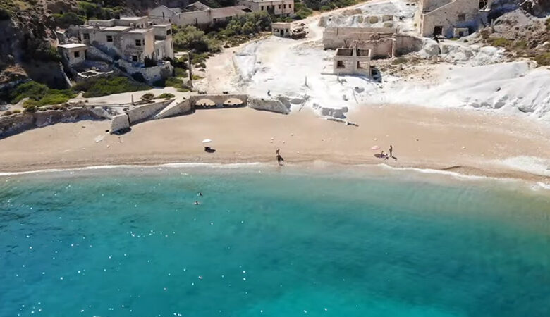 Τα ερειπωμένα θειωρυχεία της Μήλου με την βαριά κληρονομιά