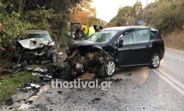 Δύο νεκροί σε τροχαίο στα Πεύκα Θεσσαλονίκης