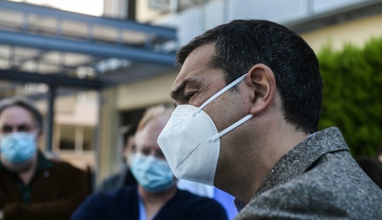 Τσίπρας: Να σταματήσουν να ωραιοποιούν μια δραματική κατάσταση στα νοσοκομεία