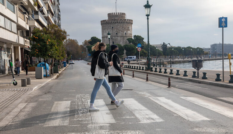 Κορονοϊός: «Φούντωσε» ξανά από κρούσματα η Θεσσαλονίκη- Υψηλά νούμερα σε Δράμα,Πέλλα