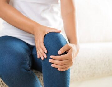 Οστεοαρθρίτιδα στα γόνατα: Απλές και χρήσιμες συμβουλές για την ανακούφιση από τα συμπτώματα της