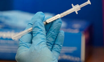 Ολλανδία: «Το εμβόλιο της Moderna αναμένεται να λειτουργήσει κατά της βρετανικής μετάλλαξης»