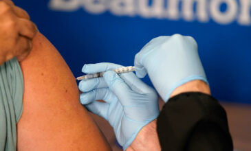 Ξεπέρασαν το 1,5 εκατομμύριο οι εμβολιασμοί πρώτης δόσης