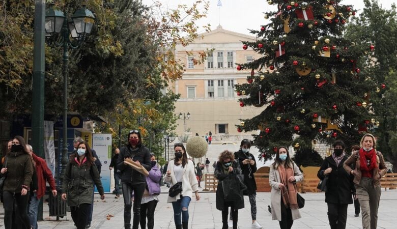 Κορονοϊός: Σε τριψήφιο αριθμό τα κρούσματα σε Αττική και Θεσσαλονίκη