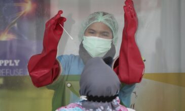 Κορονοϊός: 39 γιατροί στην Ινδονησία πέθαναν από τον ιό τον Δεκέμβριο