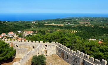 Χλεμούτσι: Το επιβλητικό φρούριο στην Κυλλήνη που έχει αλλάξει τρεις φορές όνομα