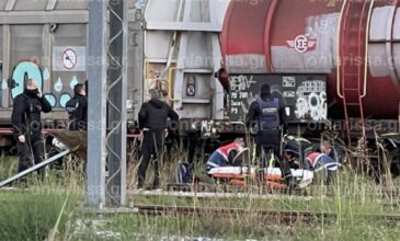 Νεαρή κοπέλα «κεραυνοβολήθηκε» στις γραμμές του τρένου στη Λάρισα