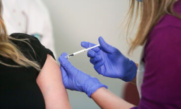 Η Εθνική Αρχή Διαφάνειας θα επιτηρεί τη διαδικασία εμβολιασμού