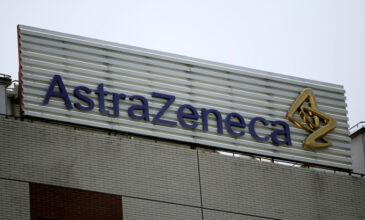 Κορονοϊός: Η ΕΕ ζητάει πρόσβαση στα εμβόλια της AstraZeneca που παράγονται στις ΗΠΑ