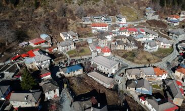 Πληκάτι: Το χωριό που νομίζεις ότι ακουμπά στον ουρανό